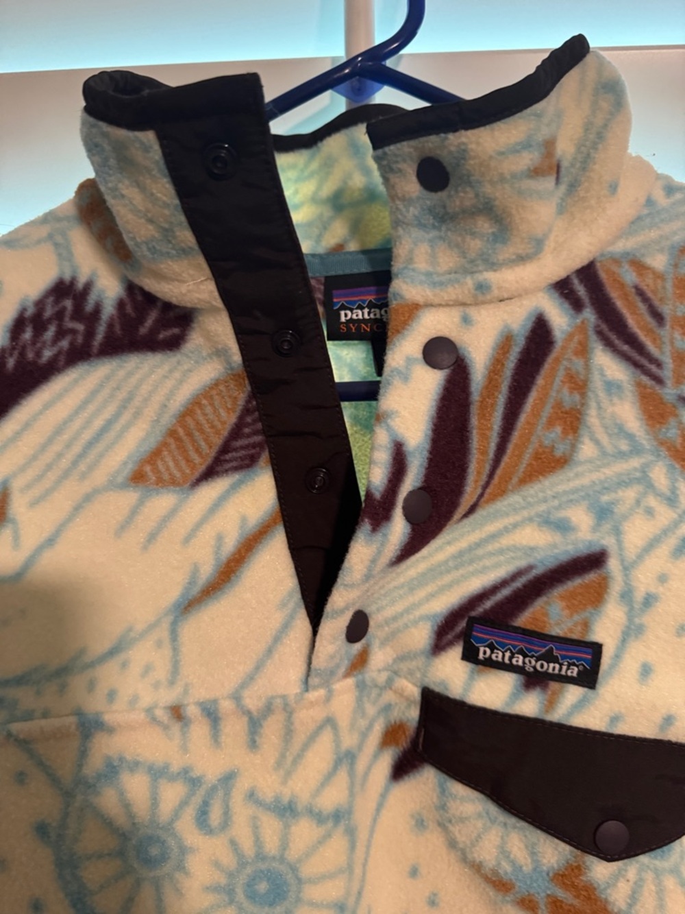 Patagonia Cream Fleece Pullover with Blue Owl Print and Brown Accents - Picture 2 of 2